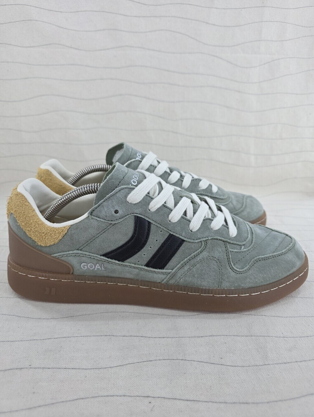 Coolway Mens Goal Sage Green Suede Gum Sole Casual Sneakers Shoes Size 9 NEW